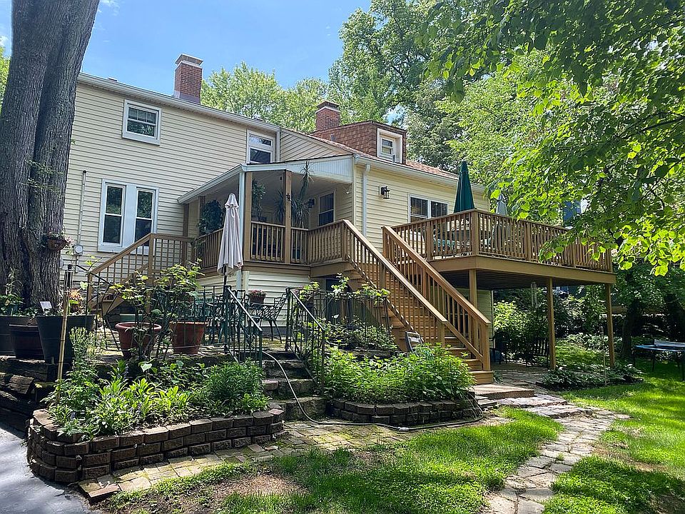 2nd image of 41 Rosemont Ave