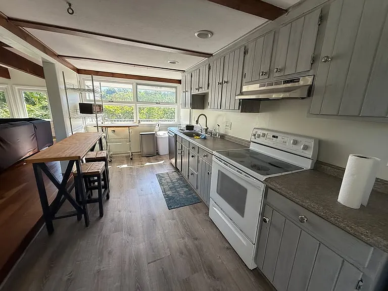 85 Conomo Point Rd — Photo 5