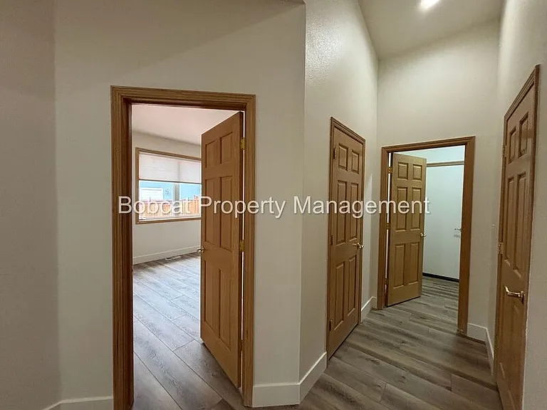 1300 Bridle Way — Photo 28