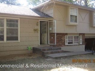 10513 Wallace Ave, Kansas City, MO 64134