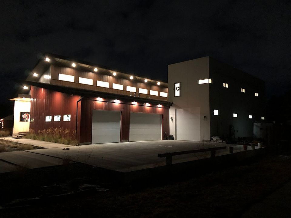 2nd image of 4360 S Garden Dr