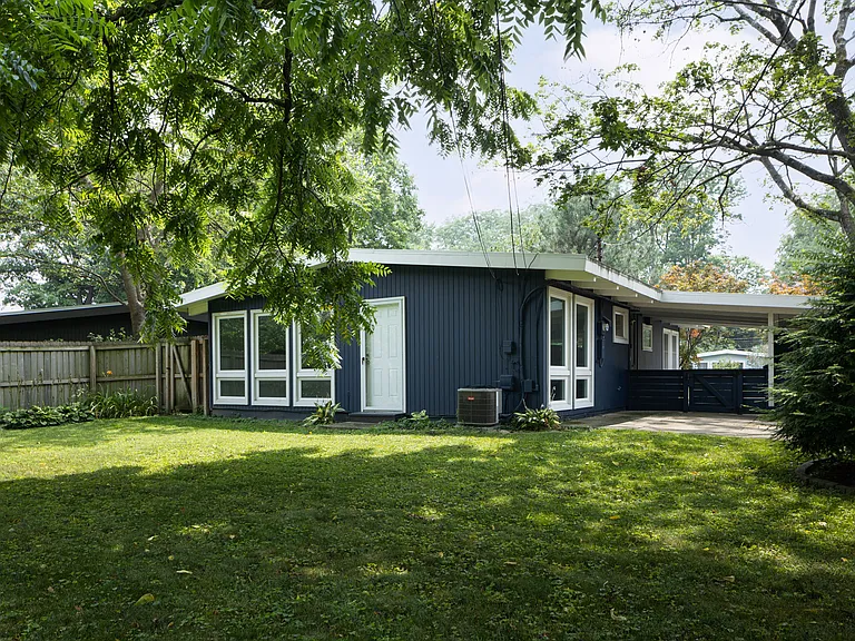 2474 Bristol Rd — Photo 35