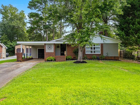 3rd image of 123 Anita Dr