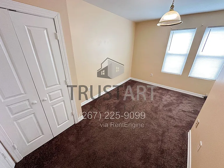 6908 Old York Rd — Photo 21