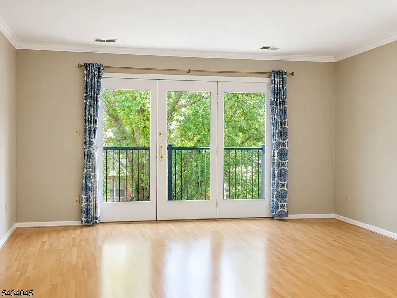 2 bed, 2.5 bath, $3,600 — Photo 2
