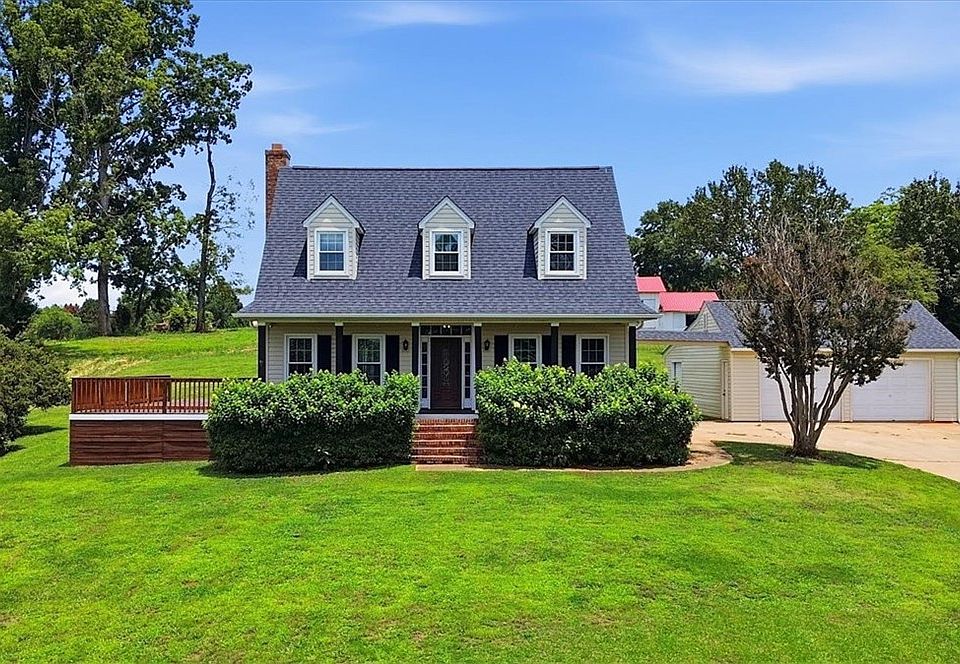 1st image of 110 Amanda Dr
