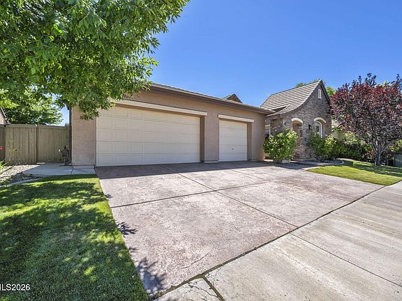 3rd image of 1658 Bridgeview Ct
