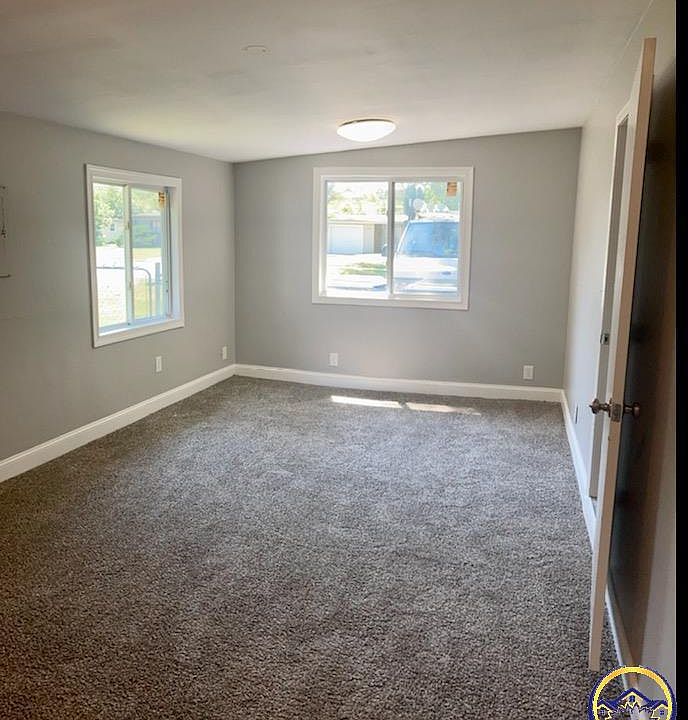 2920 SW Twilight Dr, Topeka, KS 66614 Zillow