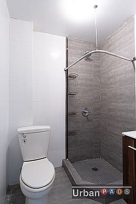 4th image of 70 Clarkson Ave #3A