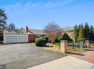 10607 Judicial Dr, Fairfax, VA 22030