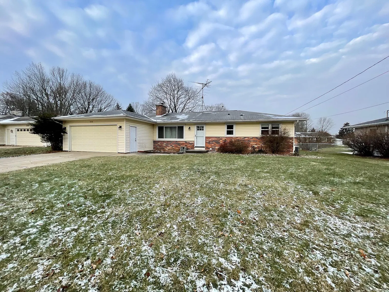 3 bed, 1.5 bath, $1,850 — Photo 1