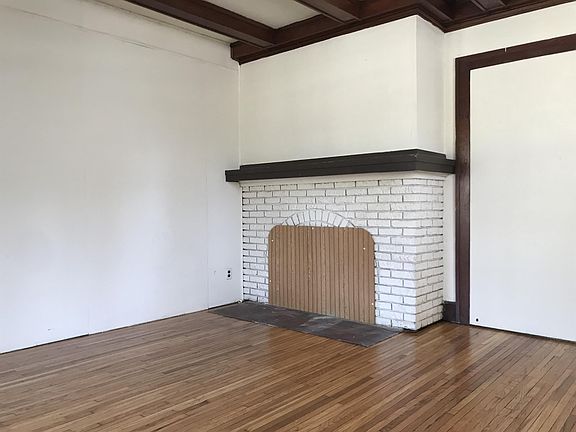 Fireplace, Original Woodwork