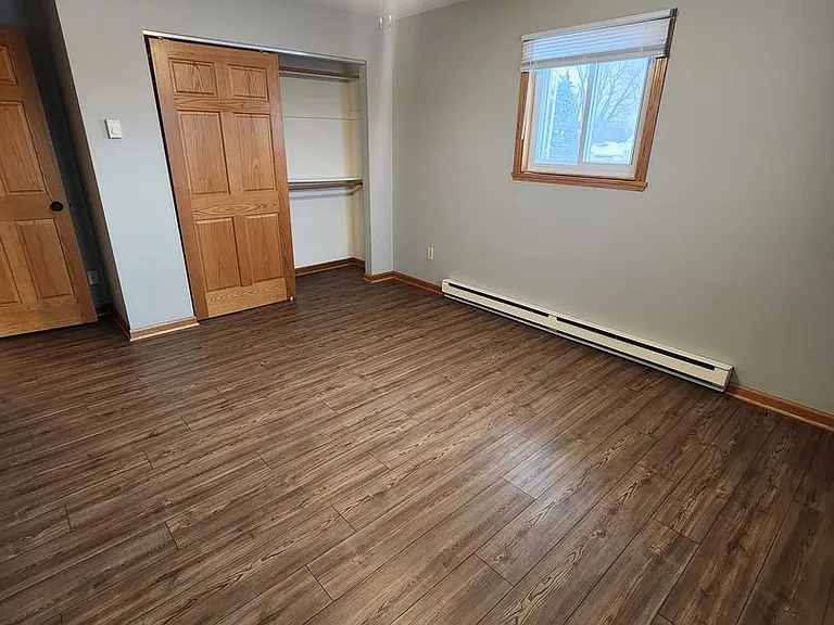 8 Unit At 3509 93rd St — Photo 19