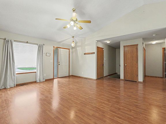 5th image of 2315 N Brandon Cir