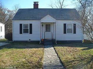 1204 Valleyview St, Greensboro, NC 27405