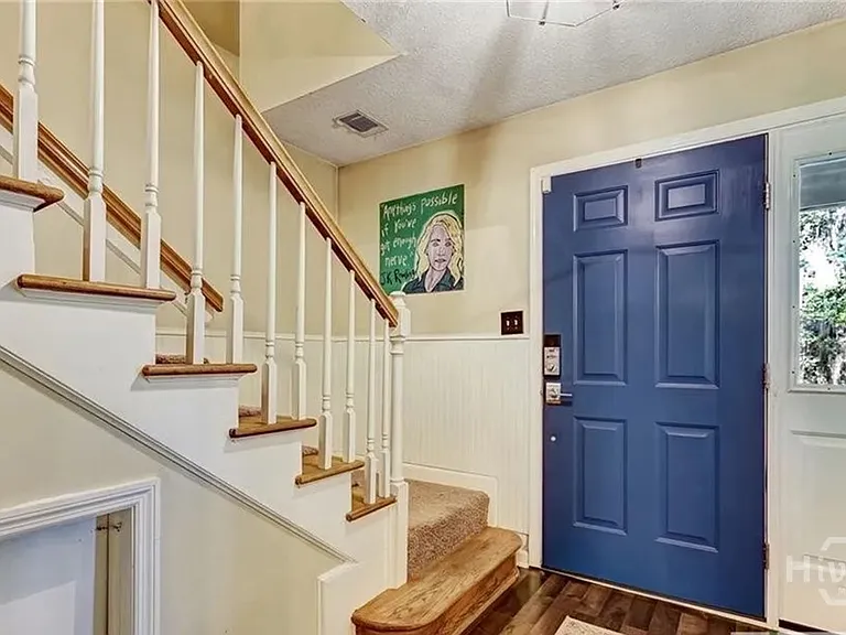 5020 Laroche Ave — Photo 9