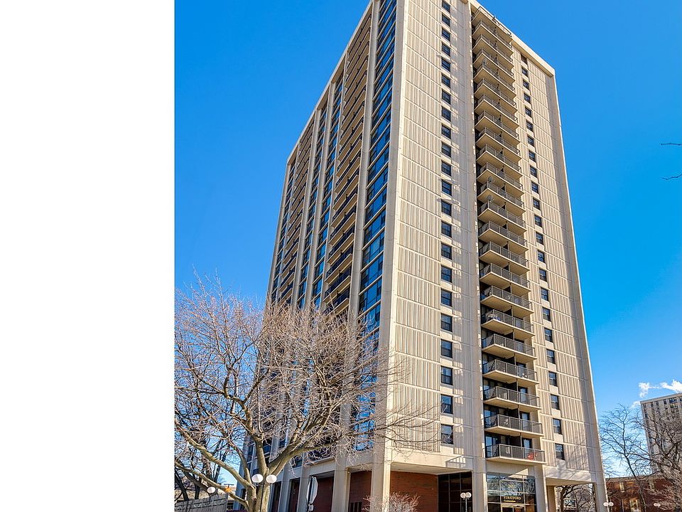 1st image of 2605 S Indiana Ave Unit 2304