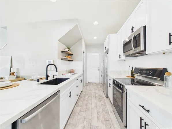 91-1001 Keaunui Dr Unit 417, Ewa Beach, HI 96706
