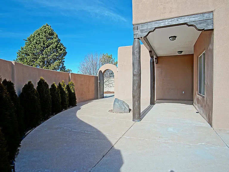 3928 Desert Sage Ct NW — Photo 2