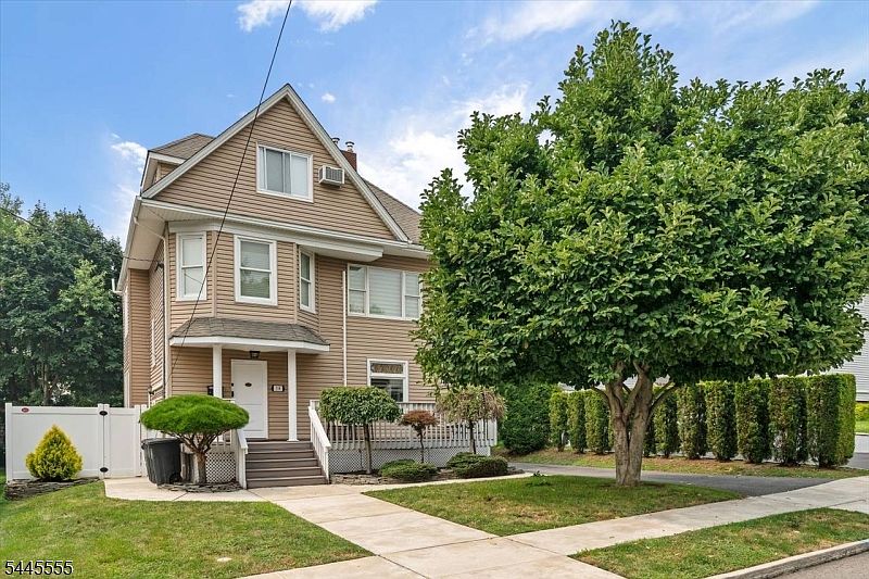 1st image of 314 Pennington Ave