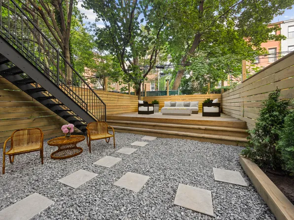 467 Lexington Avenue image 15 of 15