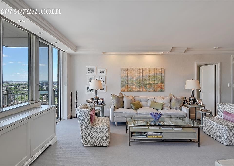 1st image of 515 E 79th St APT 31C