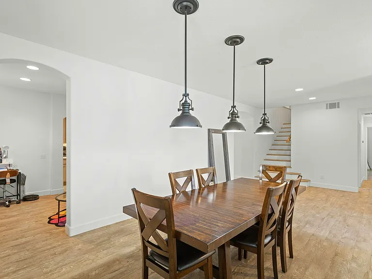 31500 Britton Cir — Photo 34