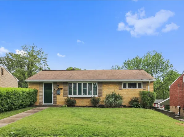 233 Skyport Rd, West Mifflin, PA 15122