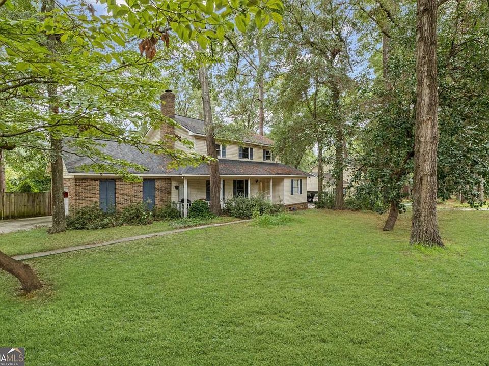 1st image of 107 Oakcrest Dr
