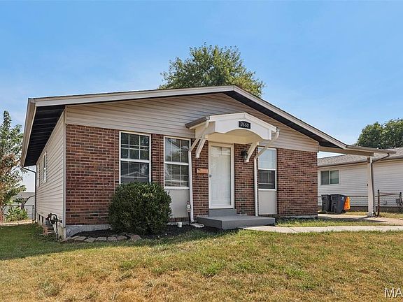 4th image of 3660 Woodman Dr