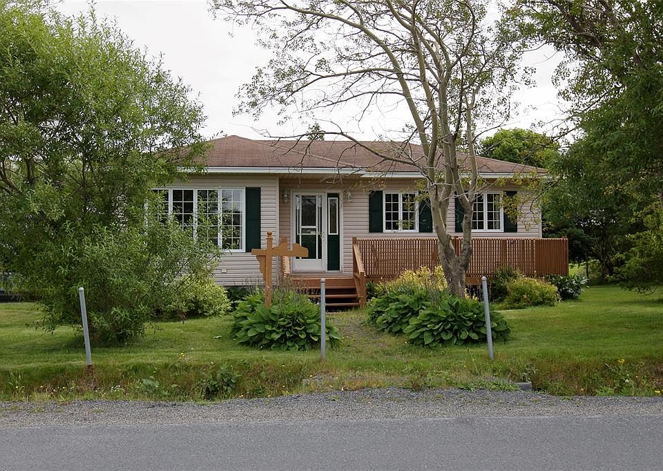1st image of 2-8 Hawks Nest Road