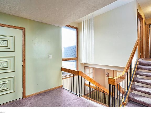 4th image of 2779 Fort Island Dr