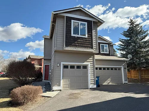 2636 SW Cascade Mountain Ln Photo 1