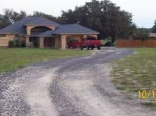 228 Misty Bnd, Floresville, TX 78114