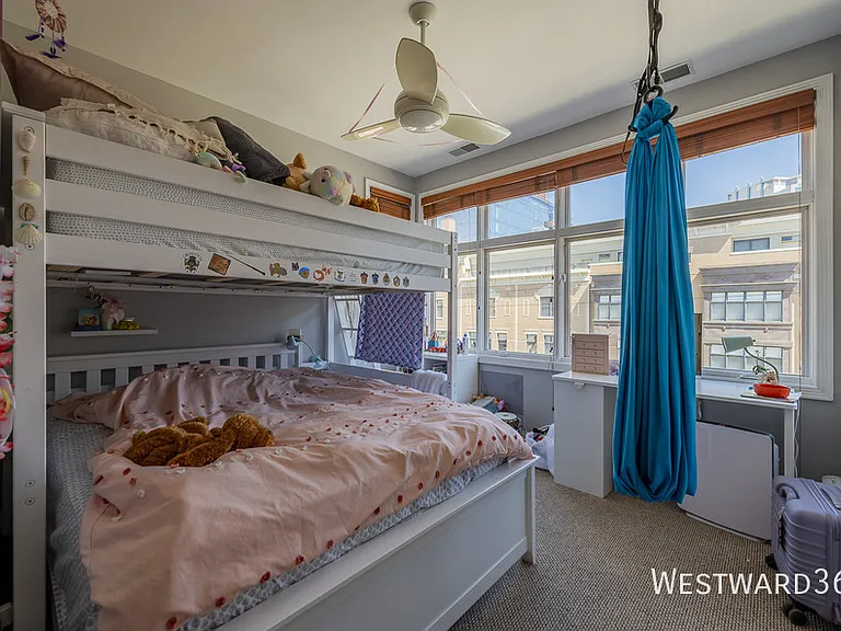 127 E 18th St #TOWNHOUSE — Photo 11
