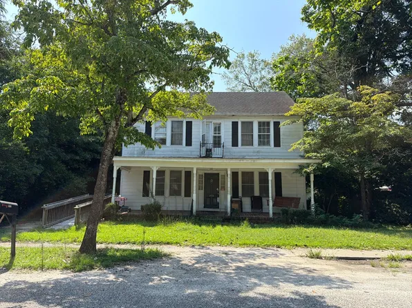 525 Bedford Ave, Hartsville, SC 29550