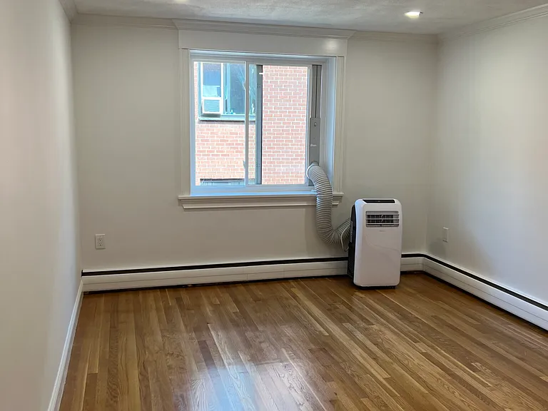 197 Kent St #34 — Photo 5