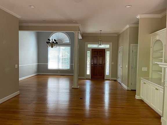 3rd image of 229 Double Eagle Ct