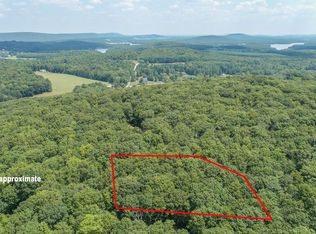 2 Farmview Ln, Oakland, MD 21550