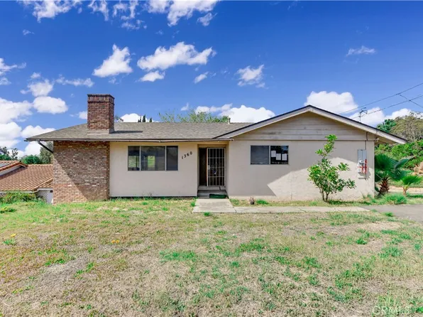 1360 E Fallbrook St, Fallbrook, CA 92028