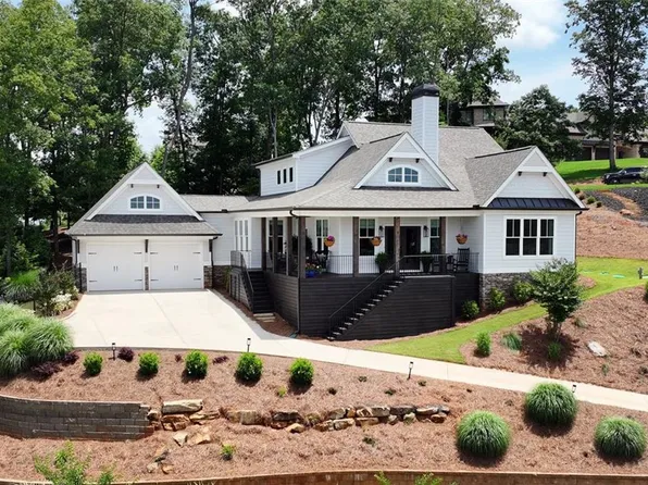 3738 Harbour Landing Dr, Gainesville, GA 30506