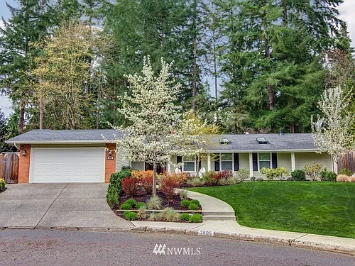 2805 182nd Ave NE Photo 1