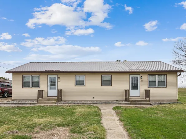105 N Bennett St, Wheatland, IA 52777