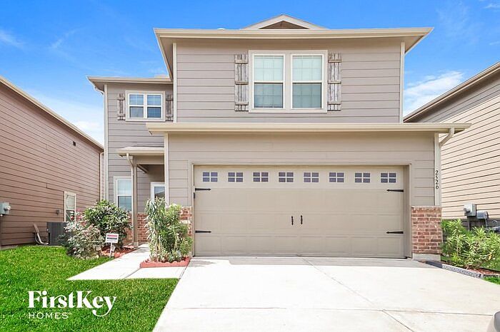 1st image of 2526 Skyview Silver Dr