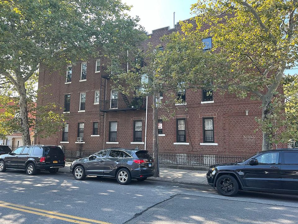 2nd image of 170 E 96th St APT 1