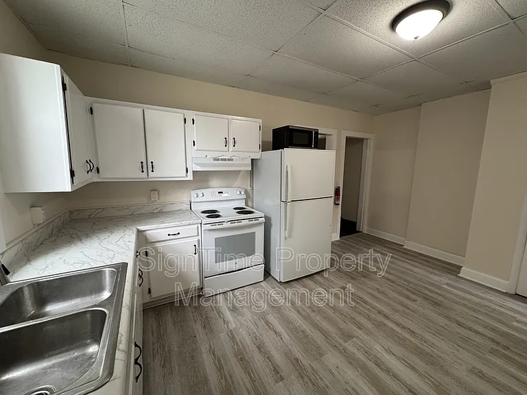 836 W Washington St — Photo 3