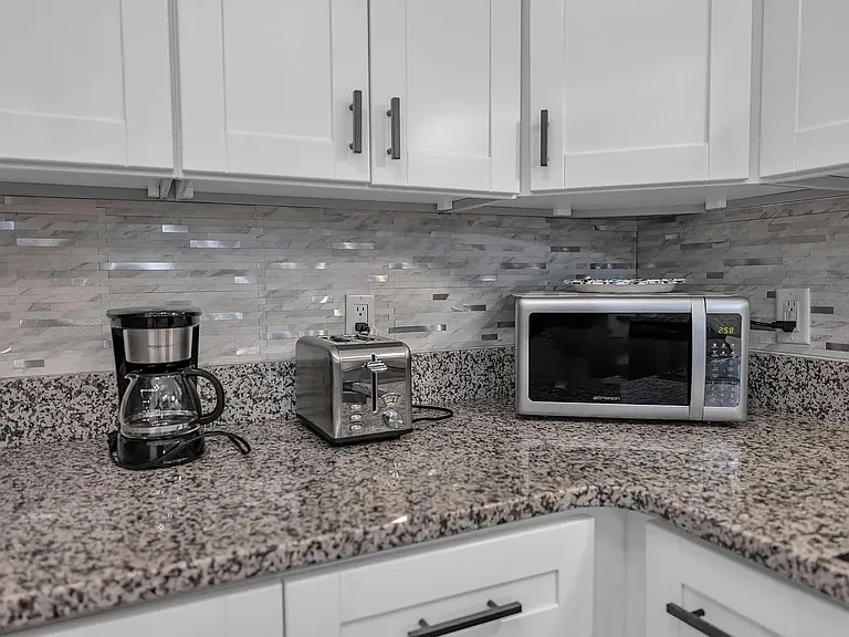 105 Tall Rock Ct — Photo 36