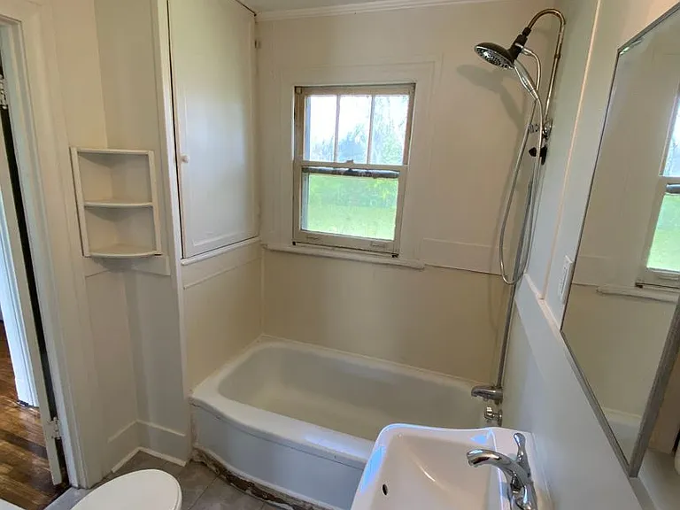 119 Sadler Ct — Photo 6