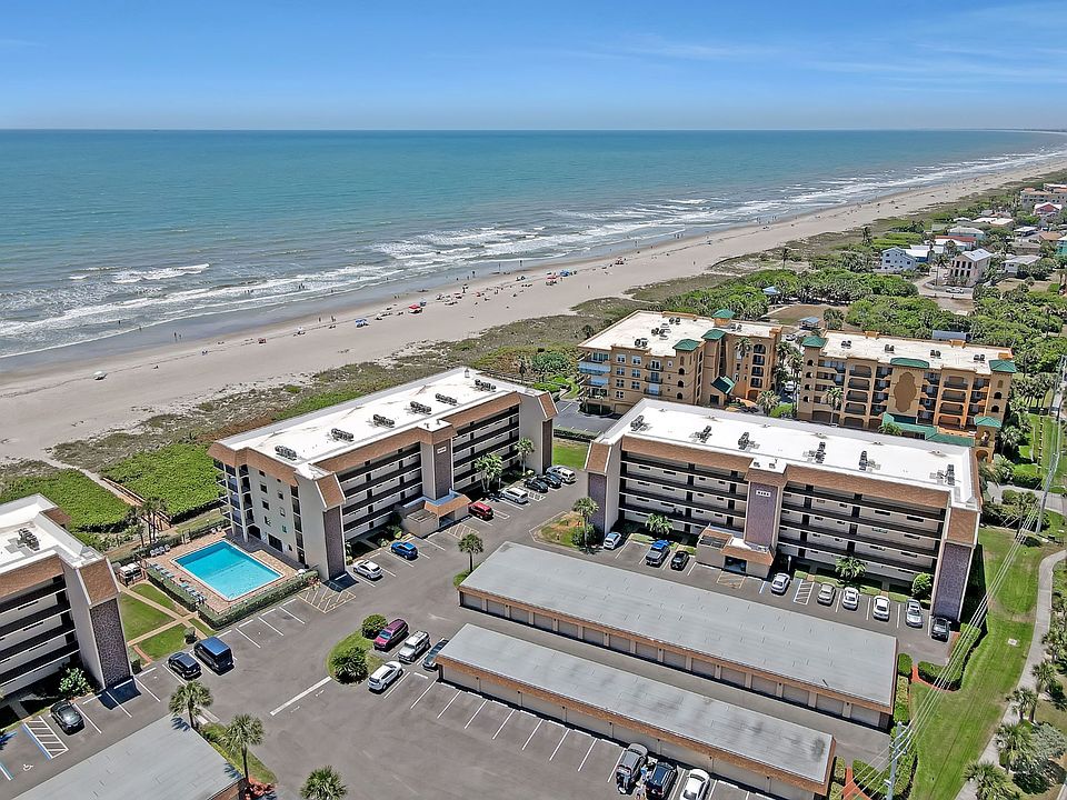 Direct Oceanfront Complex