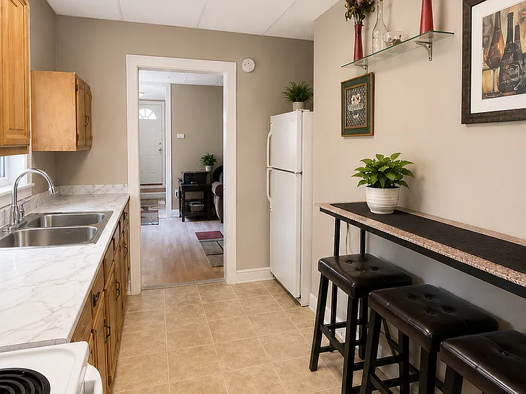 423 Commonwealth Ave #4 — Photo 3